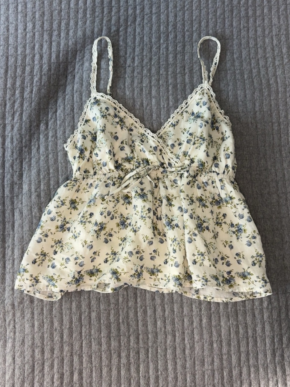 Storia Floral Lace-Trim Cream Camisole Tank Top